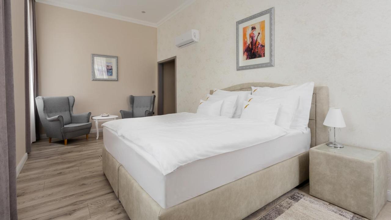 Poroszló Notarius Vendeghaz B&B 외부 사진