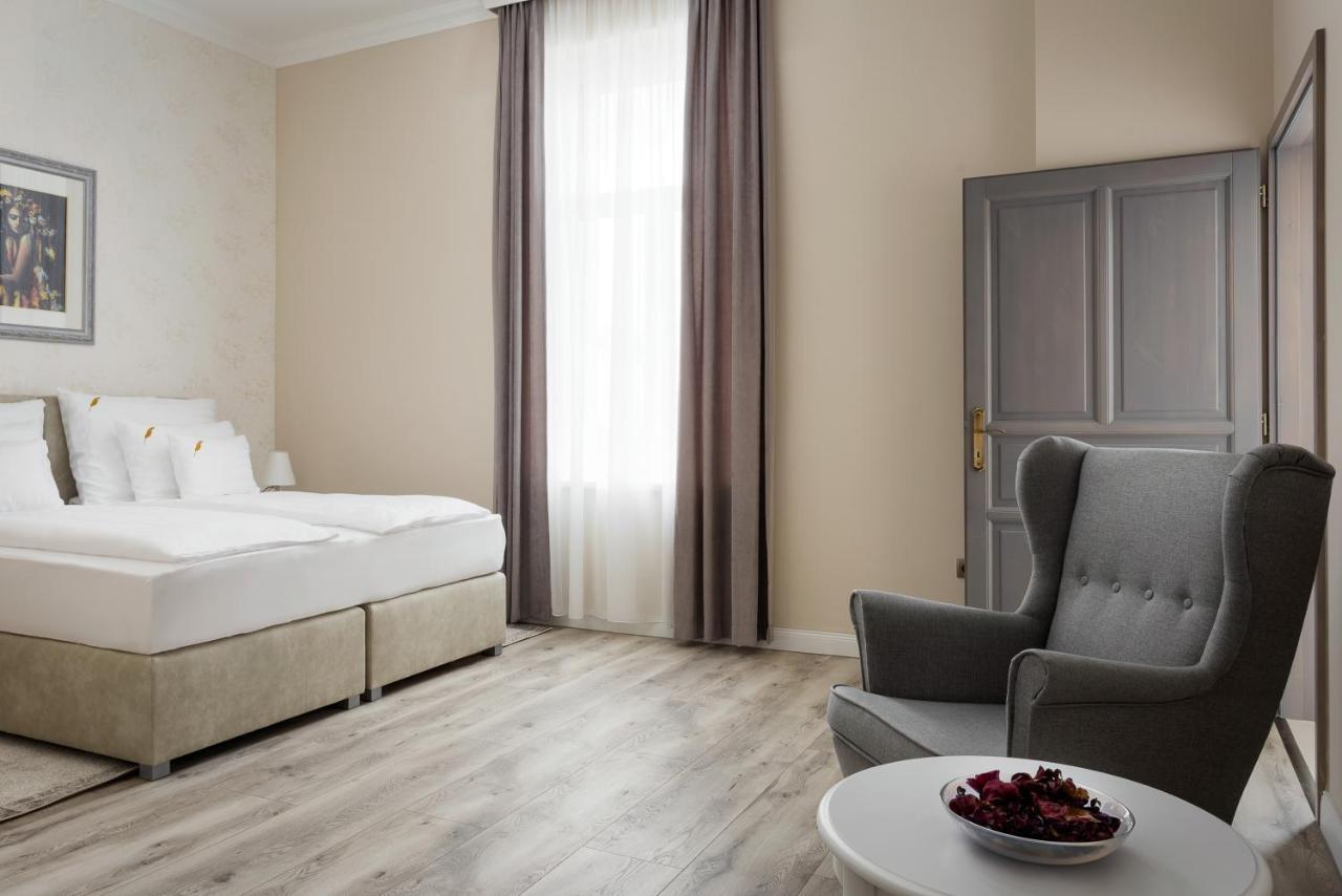 Poroszló Notarius Vendeghaz B&B 외부 사진