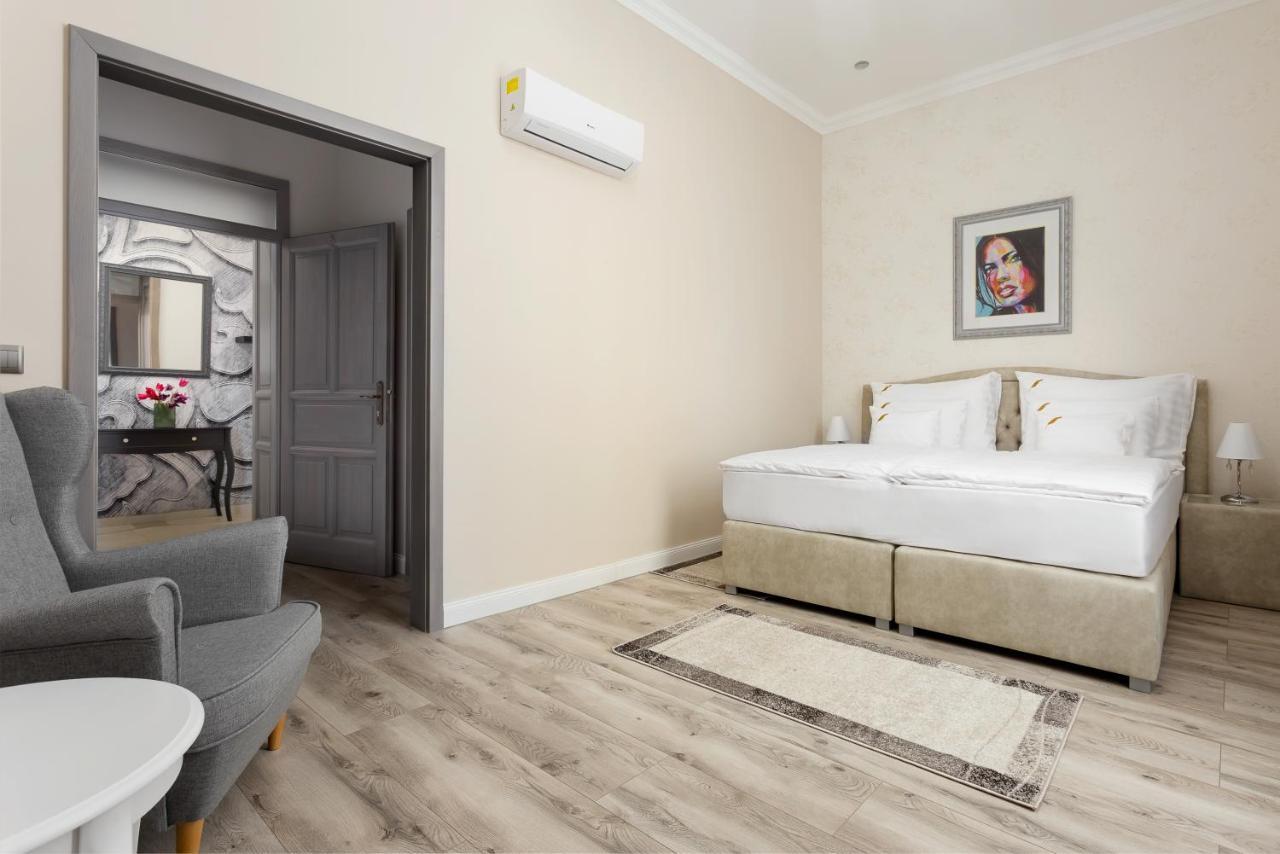 Poroszló Notarius Vendeghaz B&B 외부 사진